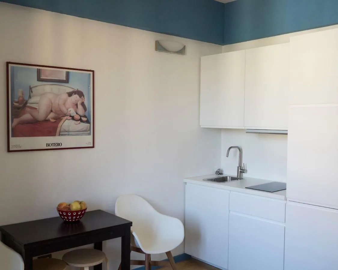 Silenzioso Nido Su 2 Piani Nella Milano Piu Bella Apartment Italy
